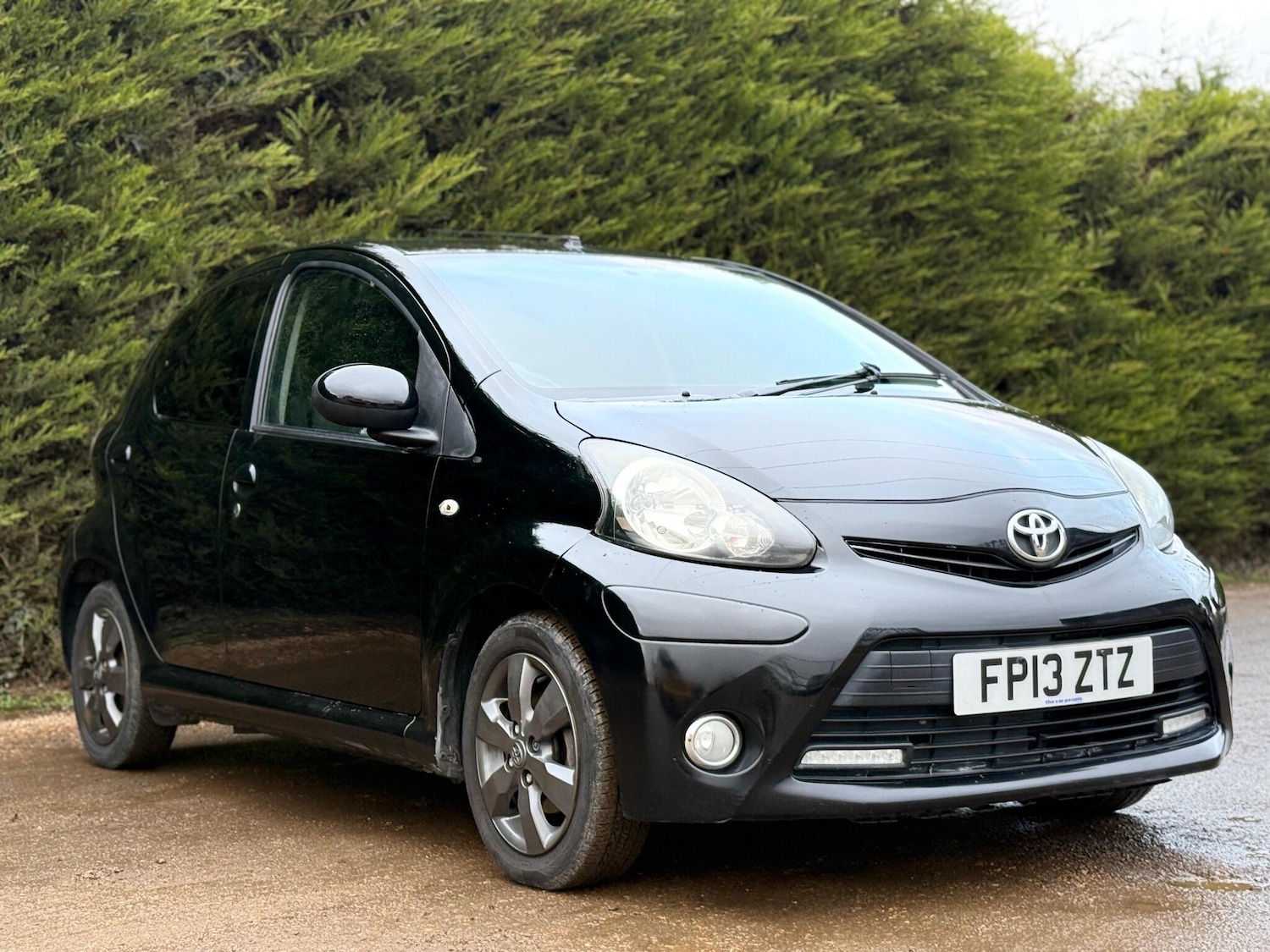 Used Toyota AYGO 2013 for sale - 76689584: Photo 6