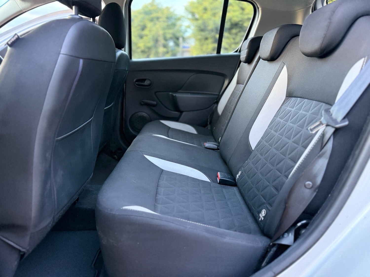 Used Dacia Sandero Stepway for sale - 77824895: Photo 32