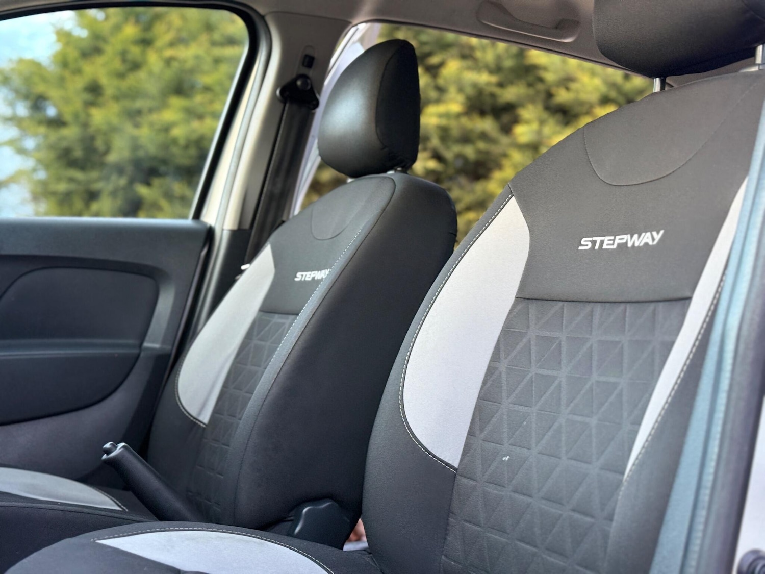 Used Dacia Sandero Stepway for sale - 77824895: Photo 9