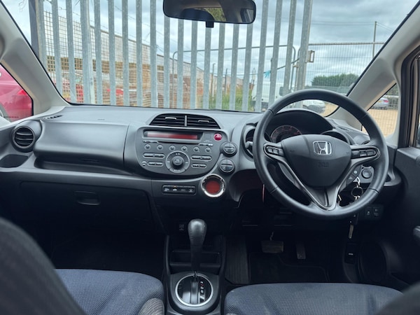 Used Honda Jazz 2014 for sale - 75002093: Photo 26