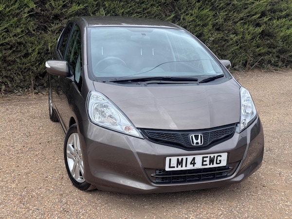 Used Honda Jazz 2014 for sale - 75002093: Photo 2