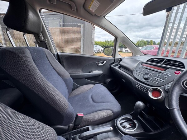 Used Honda Jazz 2014 for sale - 75002093: Photo 33