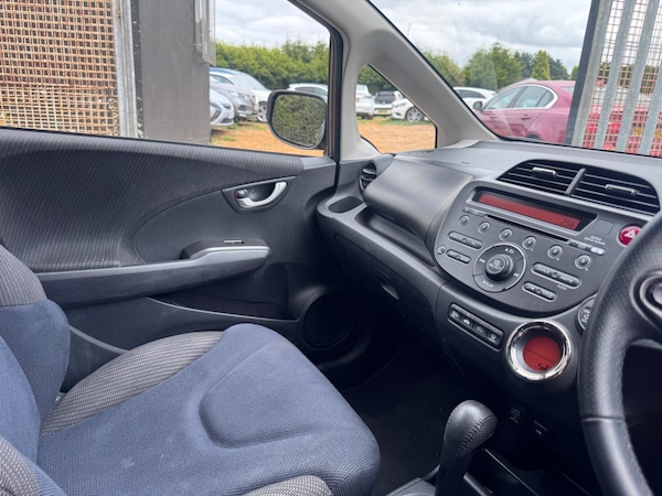 Used Honda Jazz 2014 for sale - 75002093: Photo 34