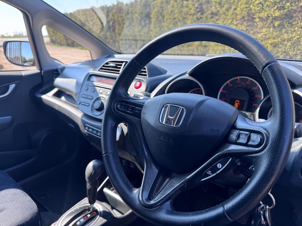 Used Honda Jazz 2014 for sale - 75002093: Photo 40