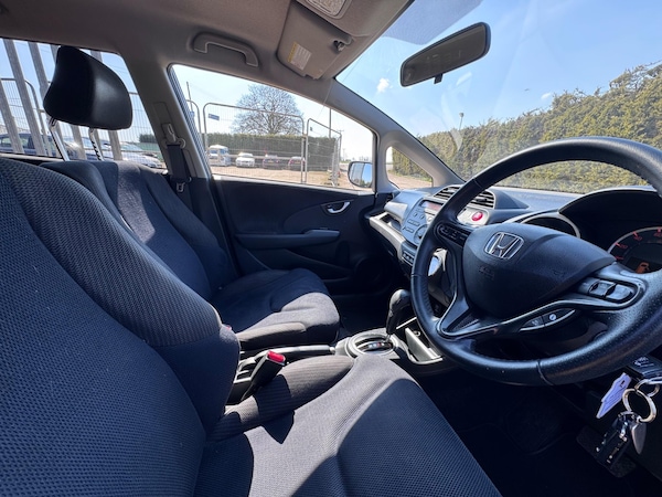 Used Honda Jazz 2014 for sale - 75002093: Photo 43