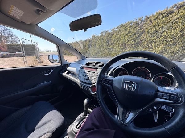 Used Honda Jazz 2014 for sale - 75002093: Photo 49