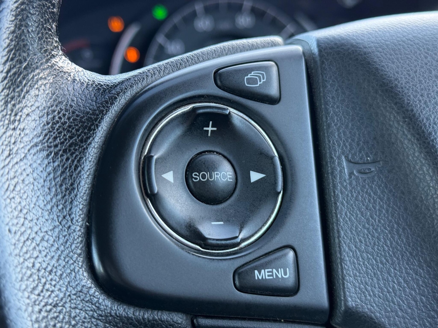 Used Honda CR-V 2015 for sale - 76786475: Photo 35