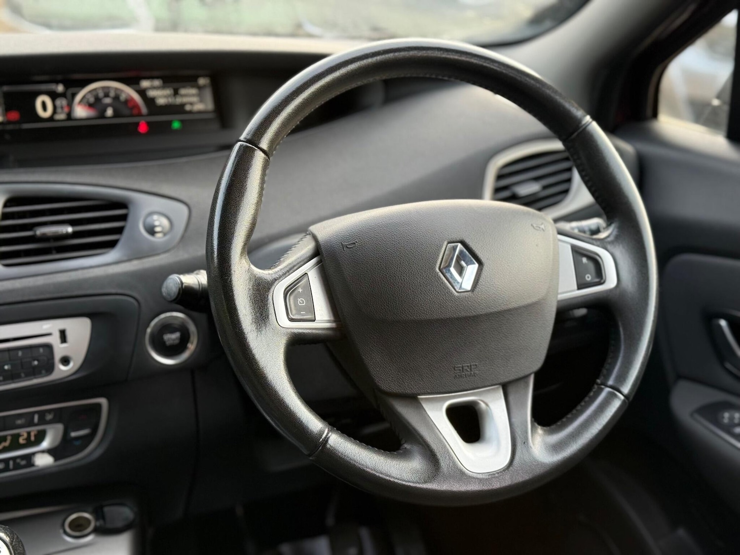 Used Renault Scenic Xmod 2014 for sale - 77271379: Photo 30