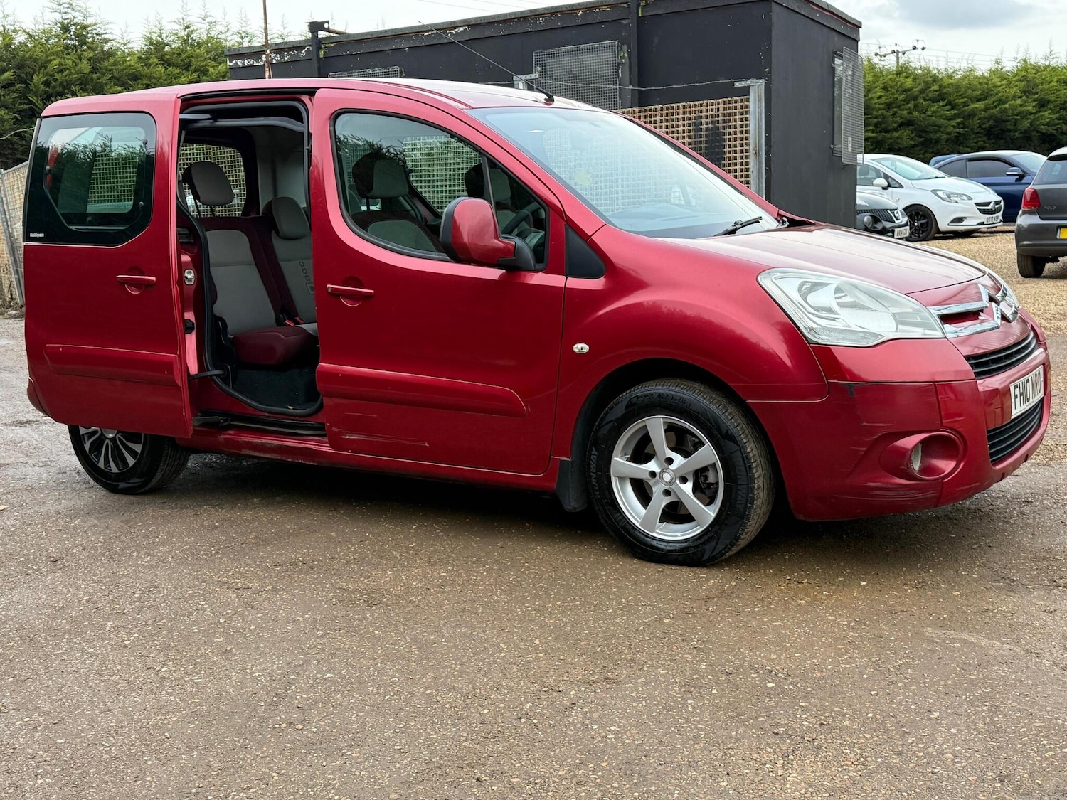Used Citroen Berlingo 2010 for sale - 76425823: Photo 17
