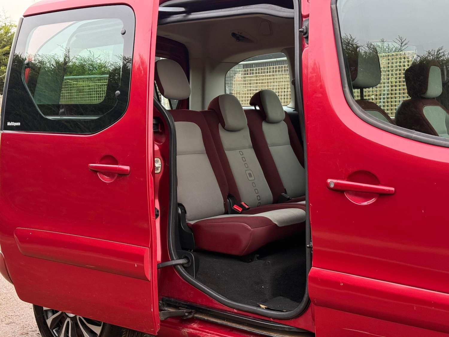 Used Citroen Berlingo 2010 for sale - 76425823: Photo 31