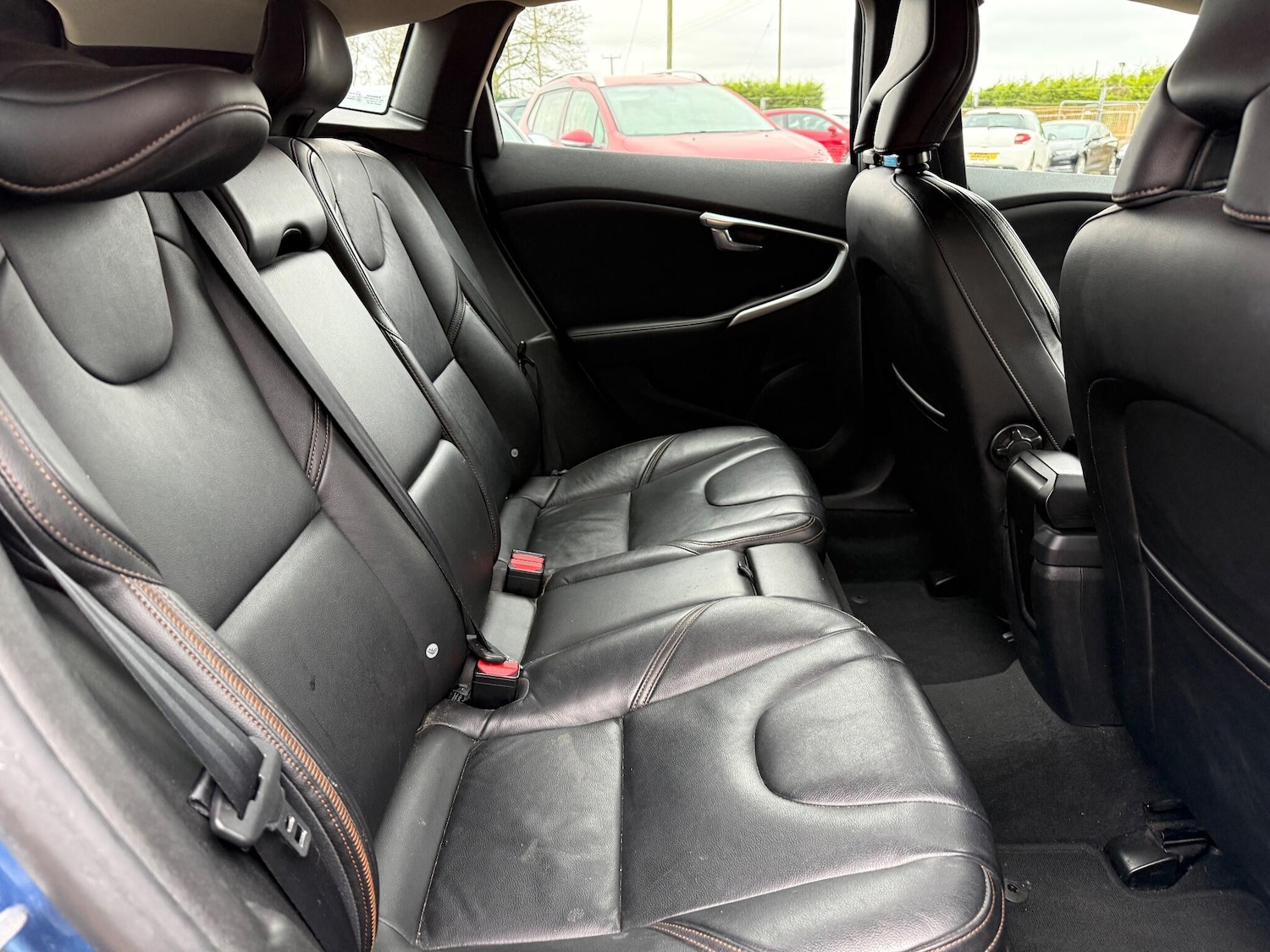 Used Volvo V40 2015 for sale - 77057599: Photo 27