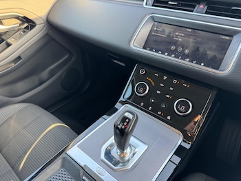 Used Land Rover Range Rover Evoque 2020 for sale - 78988246: Photo