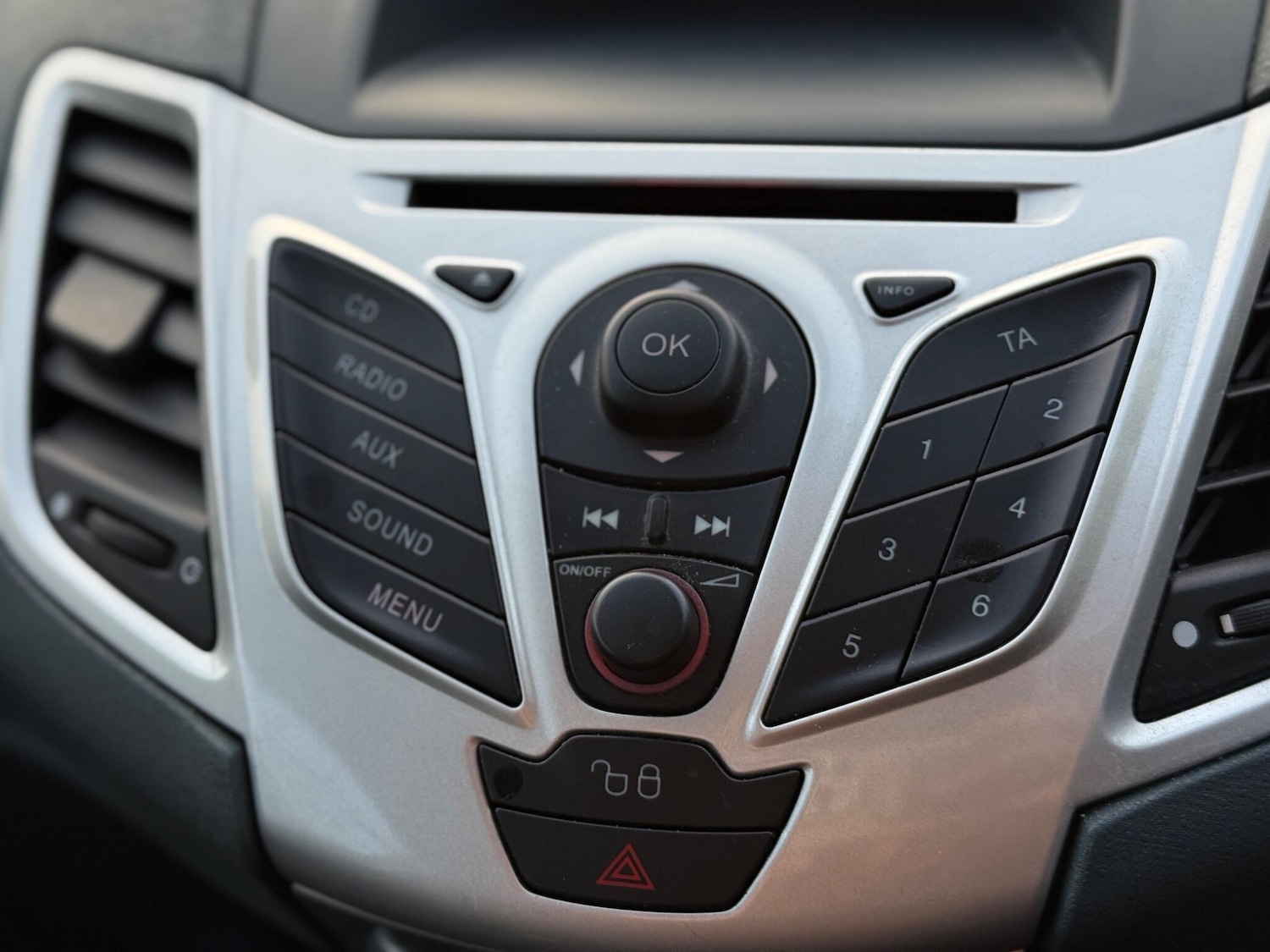 Used Ford Fiesta for sale - 77768963: Photo 20