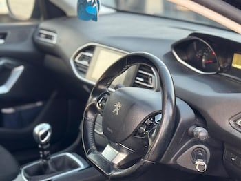 Used Peugeot 308 2016 for sale - 79188699: Photo