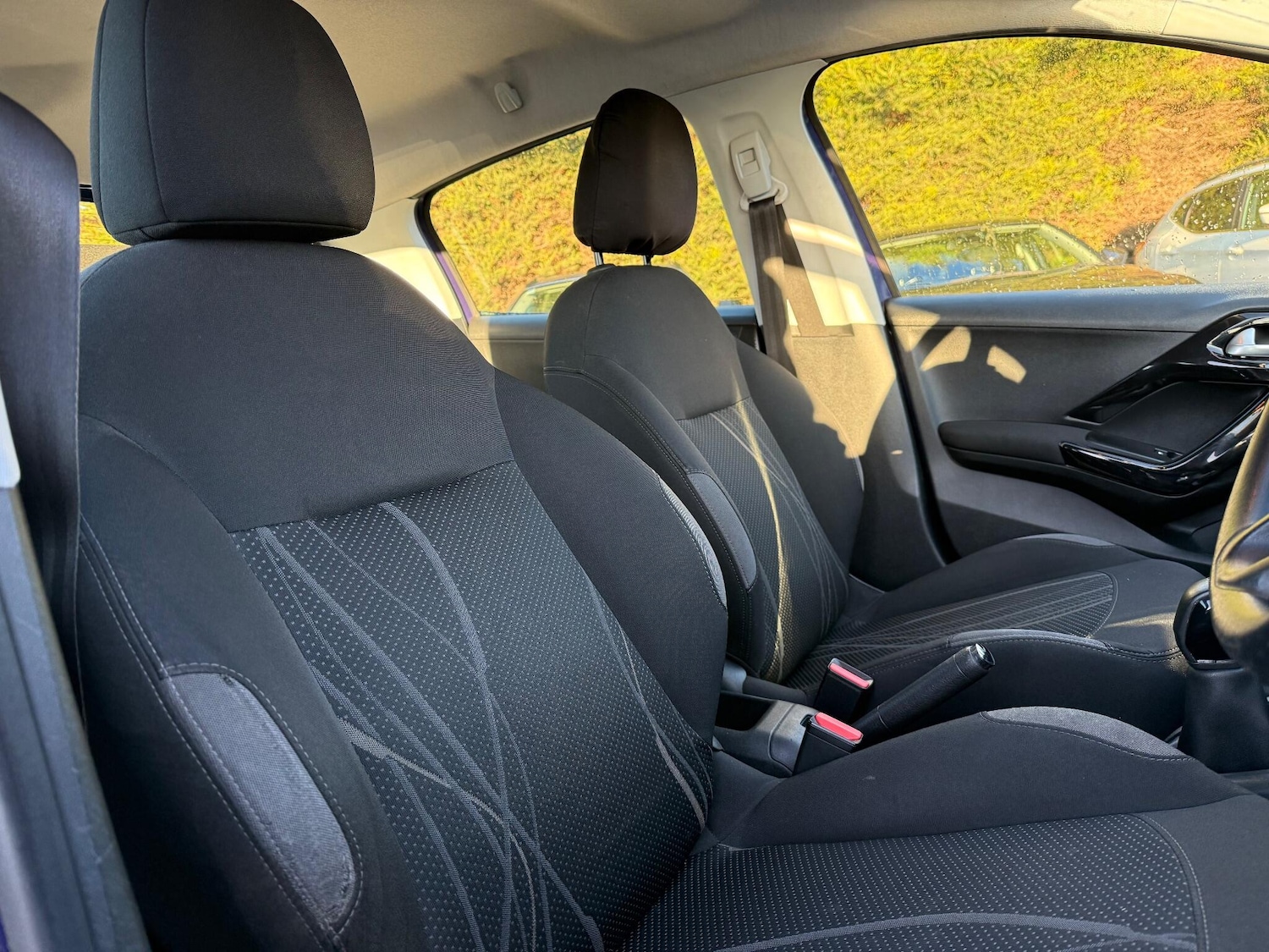 Used Peugeot 208 2013 for sale - 77143096: Photo 20