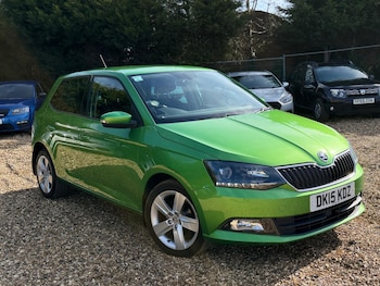 Used Skoda Fabia 2015 for sale - 77724077: Photo