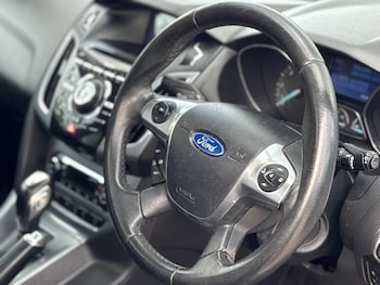 Used Ford Focus 2013 for sale - 79256120: Photo