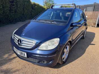 (07) - 2.0 B180 SE CVT 5dr