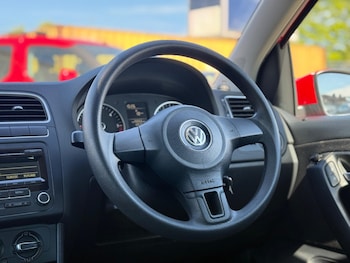 Used Volkswagen Polo 2012 for sale - 78375301: Photo