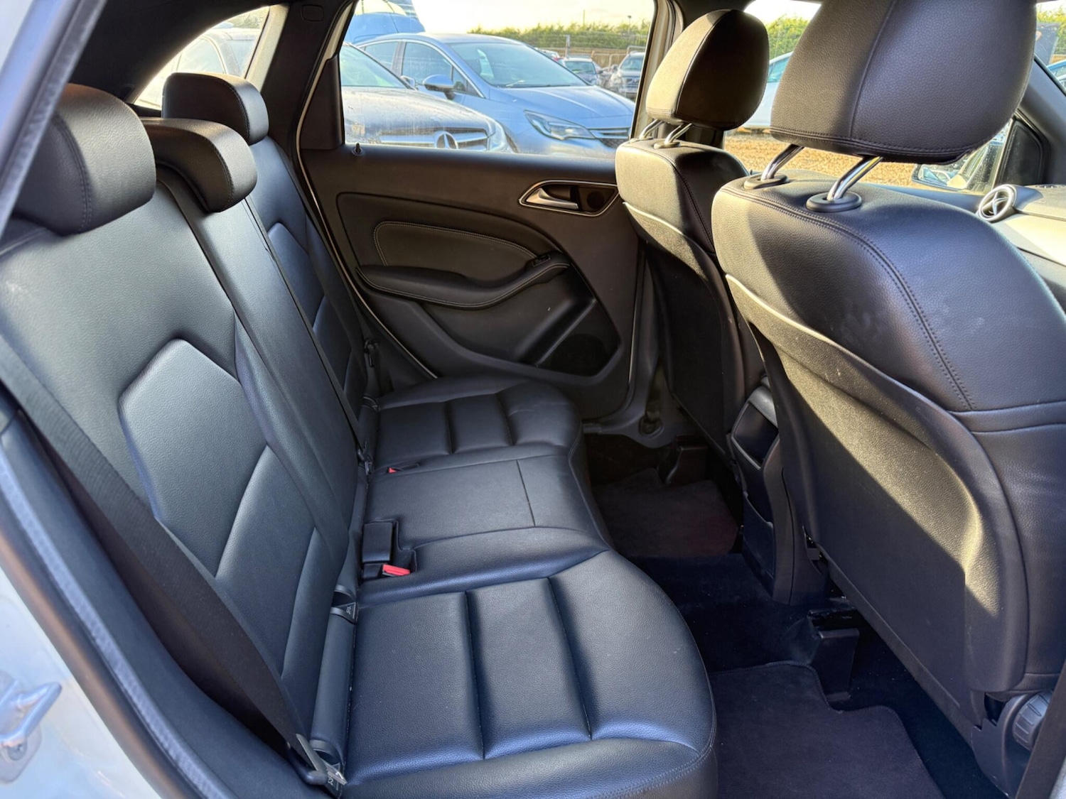 Used Mercedes-Benz B Class 2014 for sale - 77358394: Photo 32