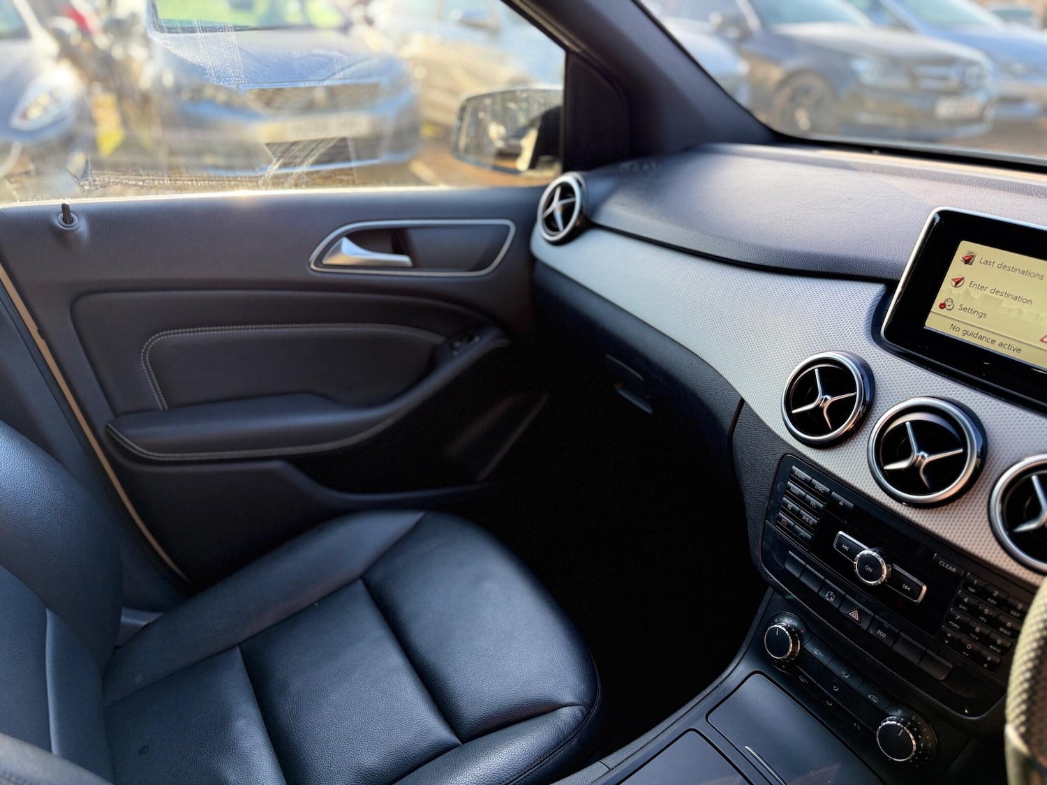 Used Mercedes-Benz B Class 2014 for sale - 77358394: Photo 41