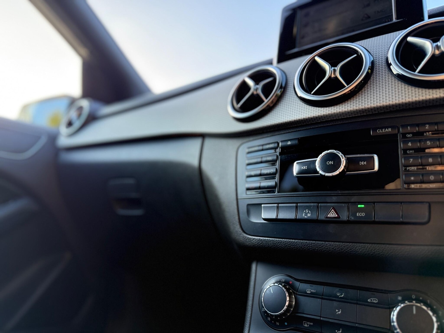 Used Mercedes-Benz B Class 2014 for sale - 77358394: Photo 44