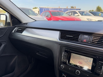 Used Skoda Rapid Spaceback 2015 for sale - 79412569: Photo