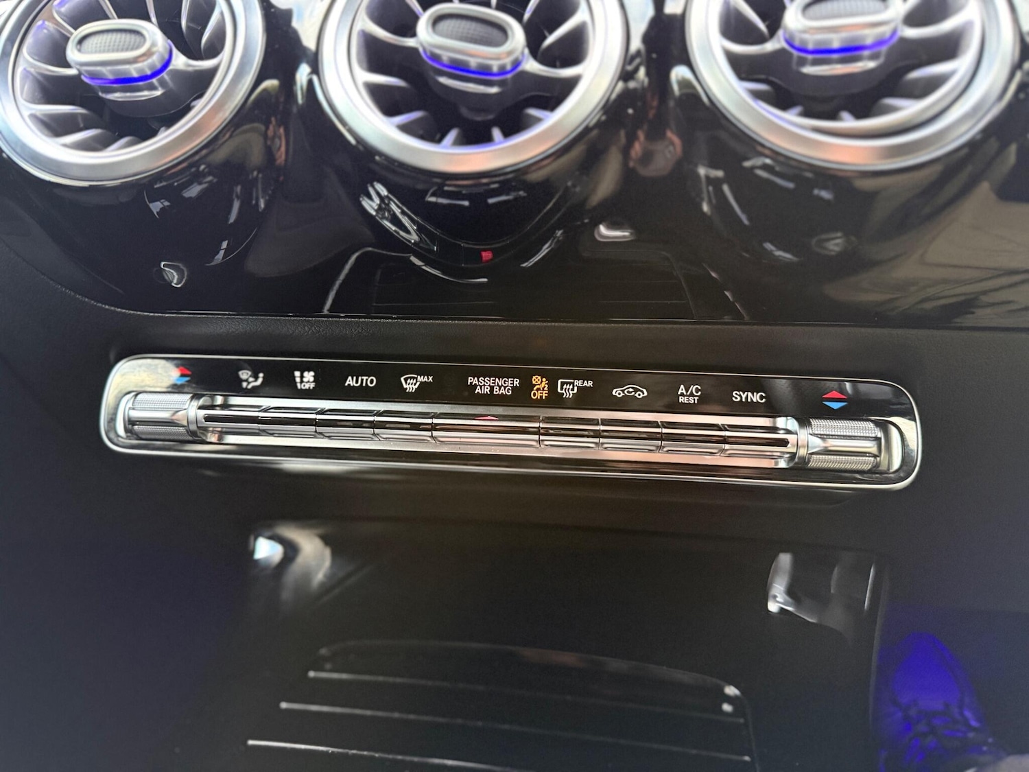 Used Mercedes-Benz A-Class for sale - 77824997: Photo 32