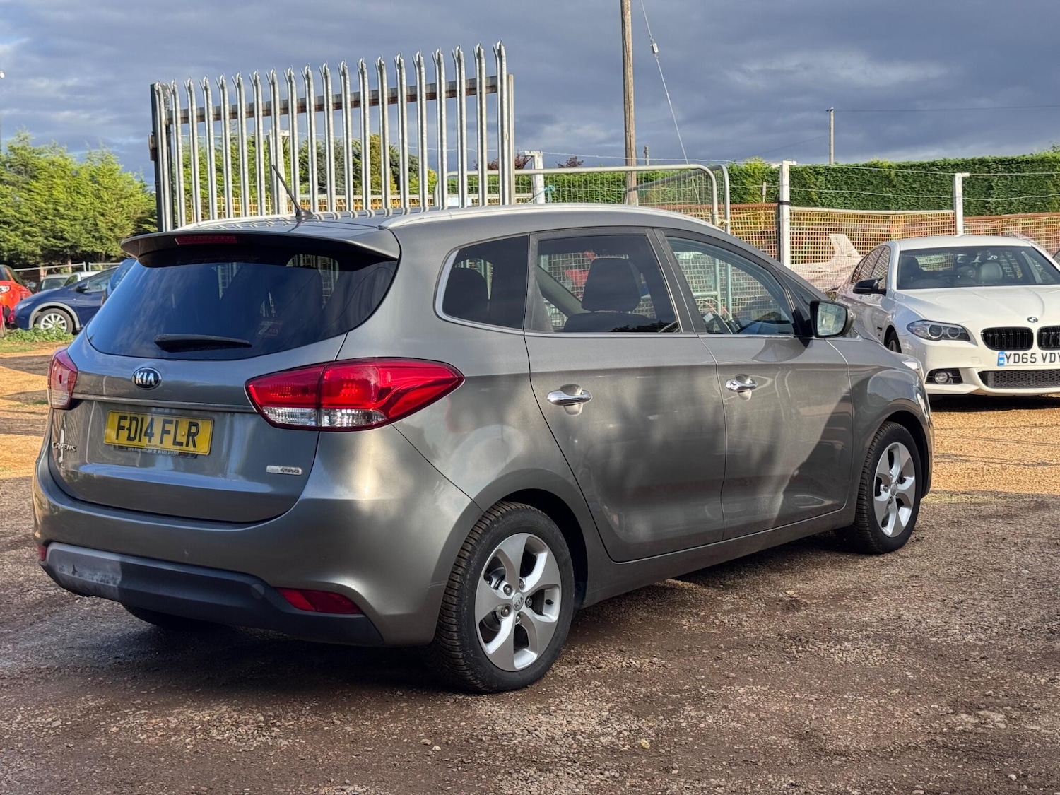 Used Kia Carens 2014 for sale - 76990921: Photo 17