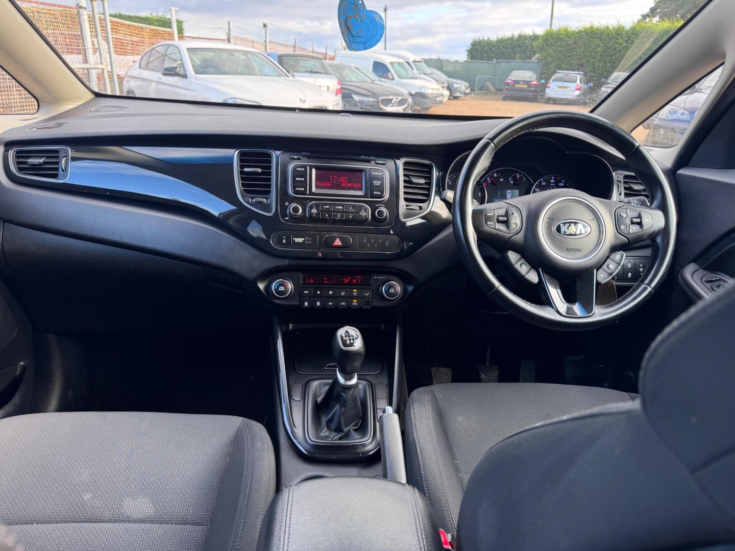 Used Kia Carens 2014 for sale - 76990921: Photo 26