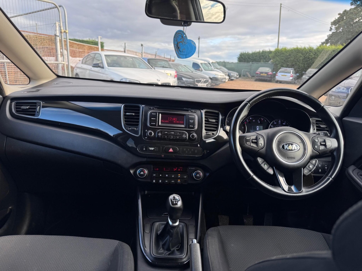 Used Kia Carens 2014 for sale - 76990921: Photo 3