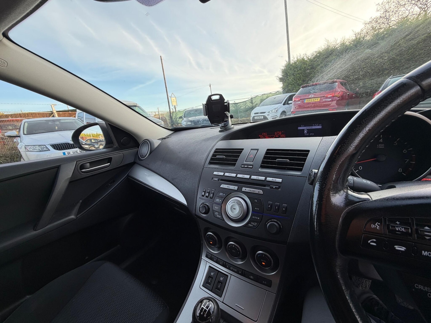 Used Mazda Mazda3 2009 for sale - 76714894: Photo 32