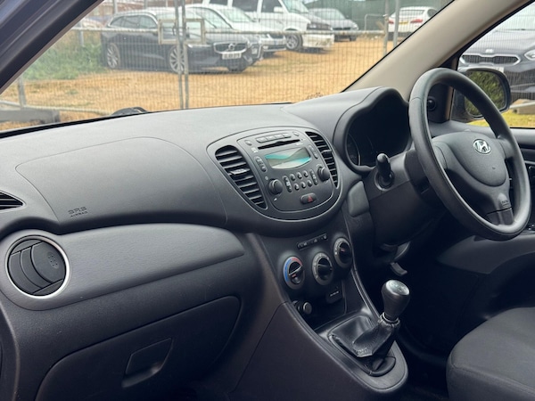 Used Hyundai i10 2014 for sale - 76201065: Photo 13