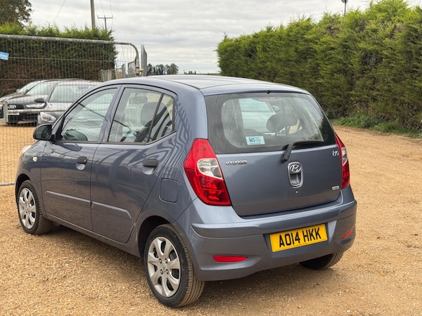 Used Hyundai i10 2014 for sale - 76201065: Photo 15