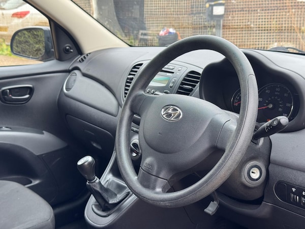 Used Hyundai i10 2014 for sale - 76201065: Photo 19
