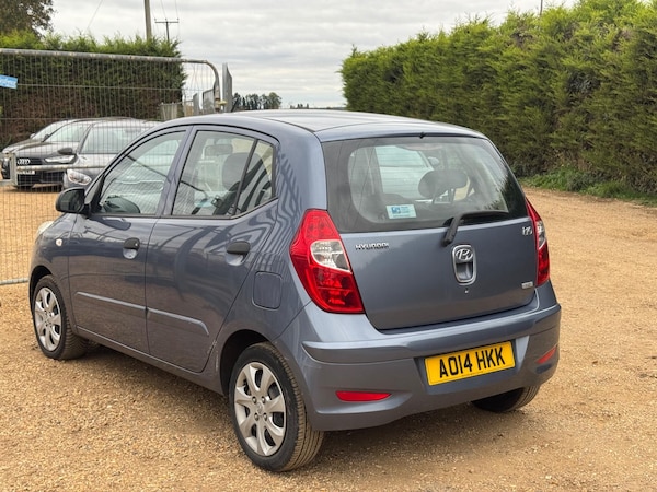 Used Hyundai i10 2014 for sale - 76201065: Photo 21
