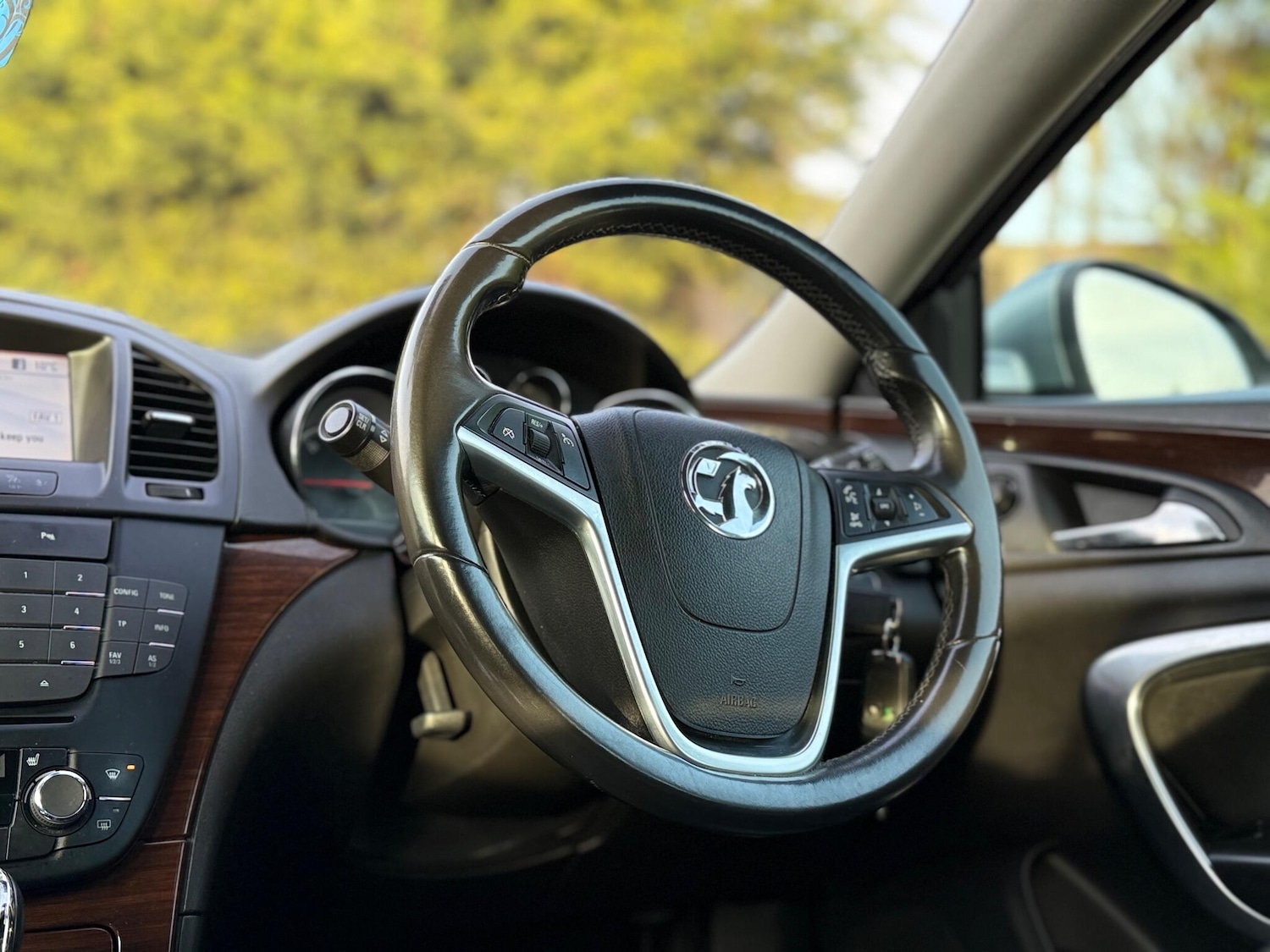 Used Vauxhall Insignia 2010 for sale - 77029287: Photo 32