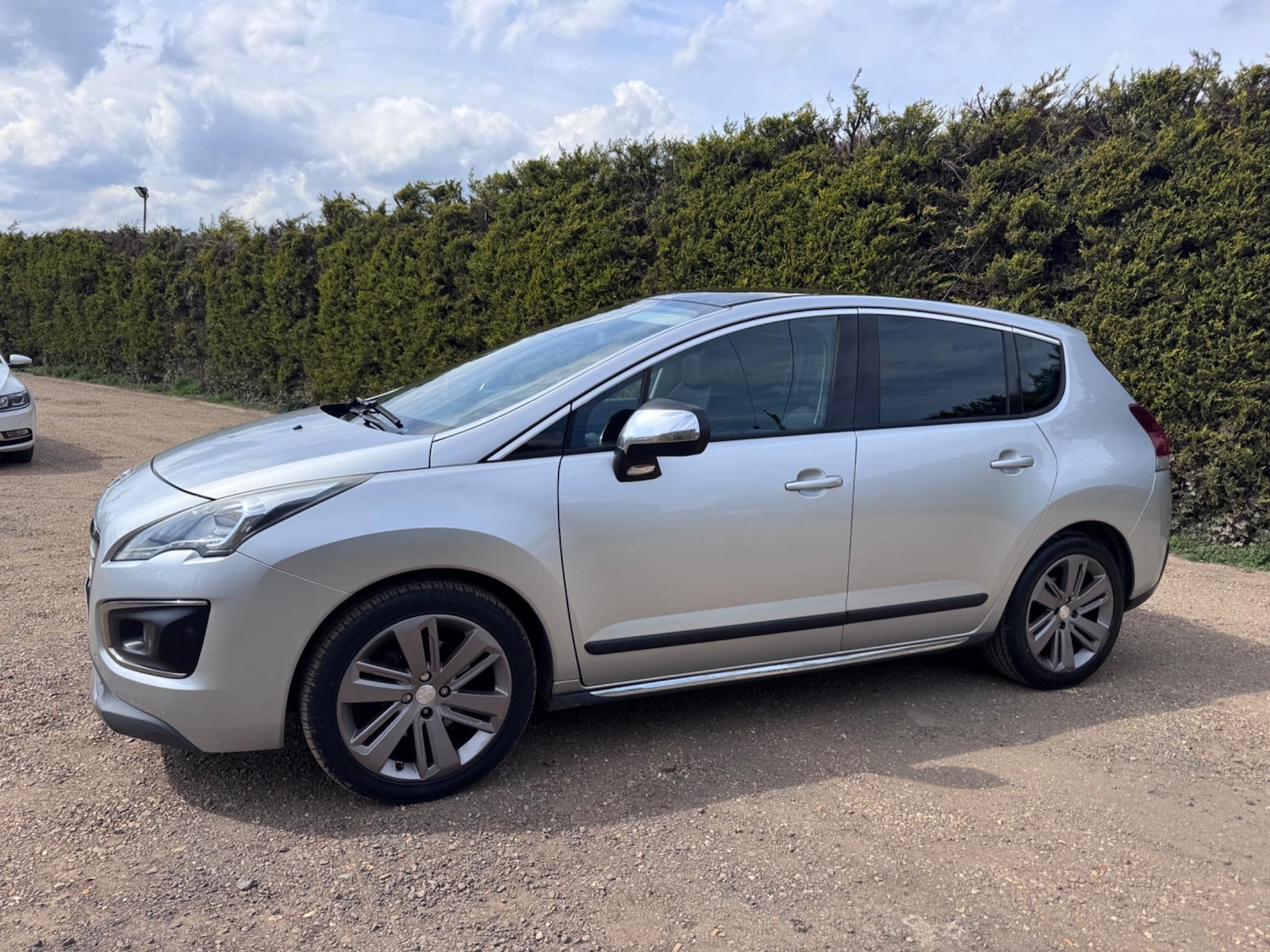 Used Peugeot 3008 2014 for sale - 77091685: Photo 15