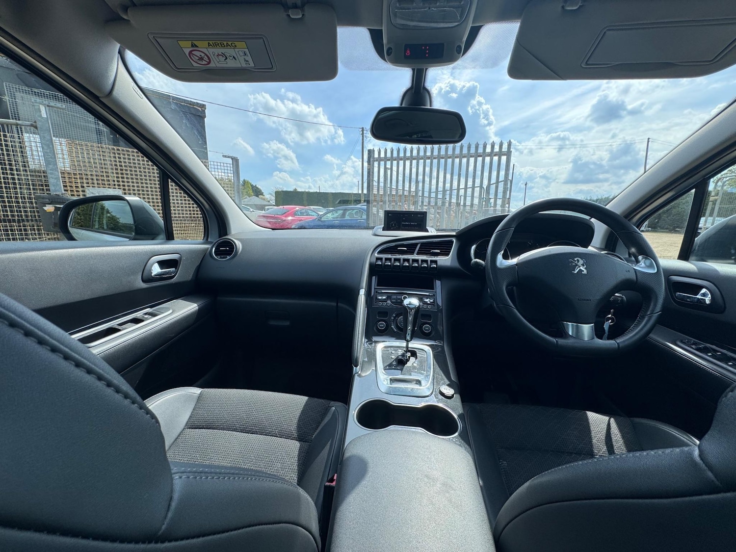 Used Peugeot 3008 2014 for sale - 77091685: Photo 39