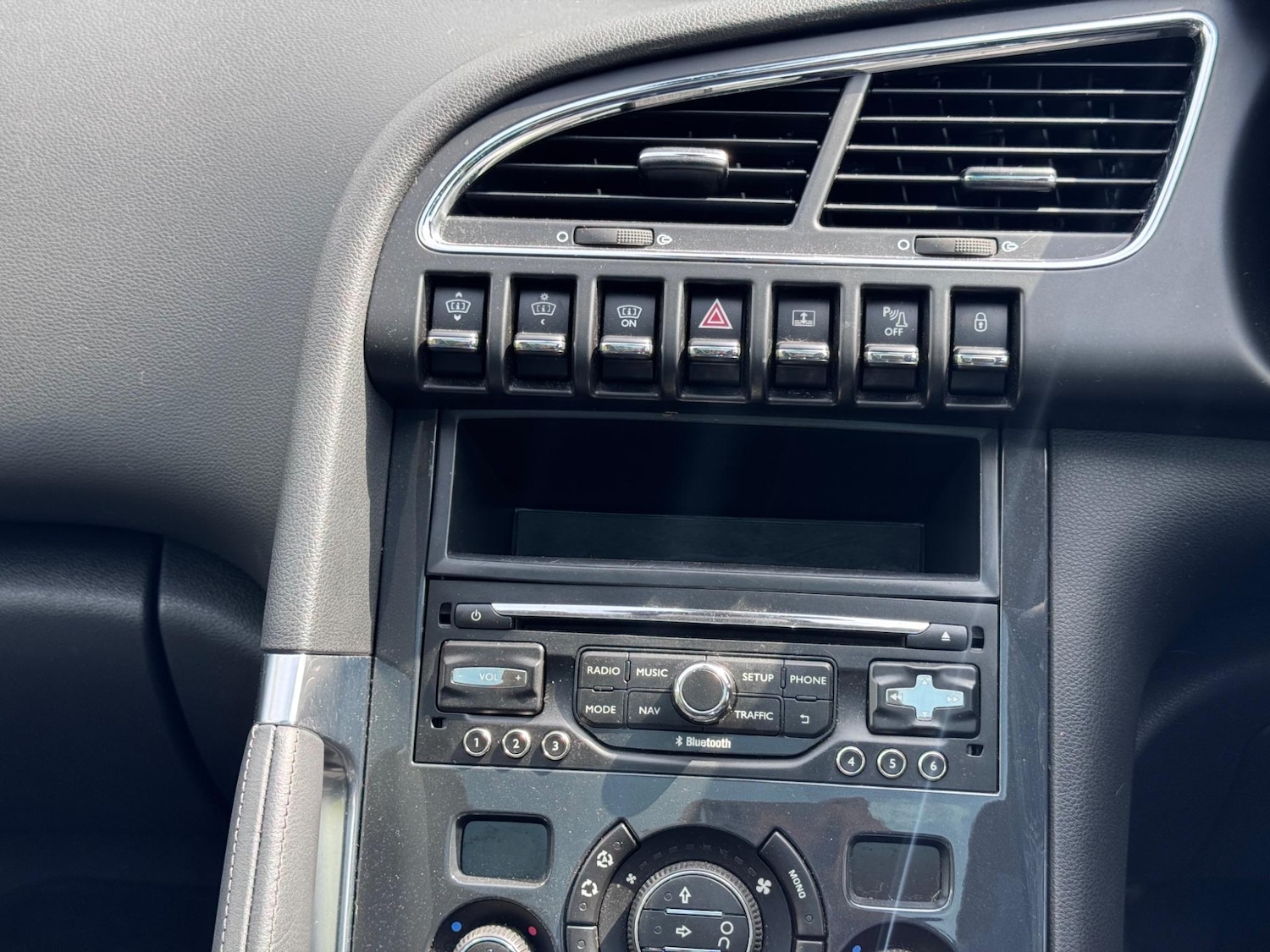 Used Peugeot 3008 2014 for sale - 77091685: Photo 47