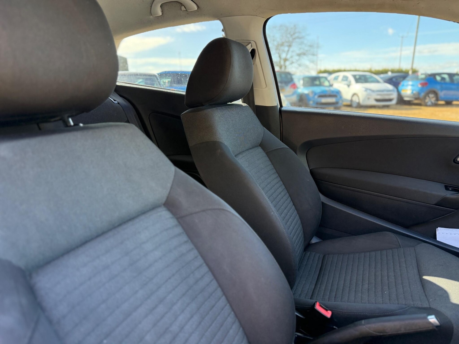 Used Volkswagen Polo 2011 for sale - 77978151: Photo 21