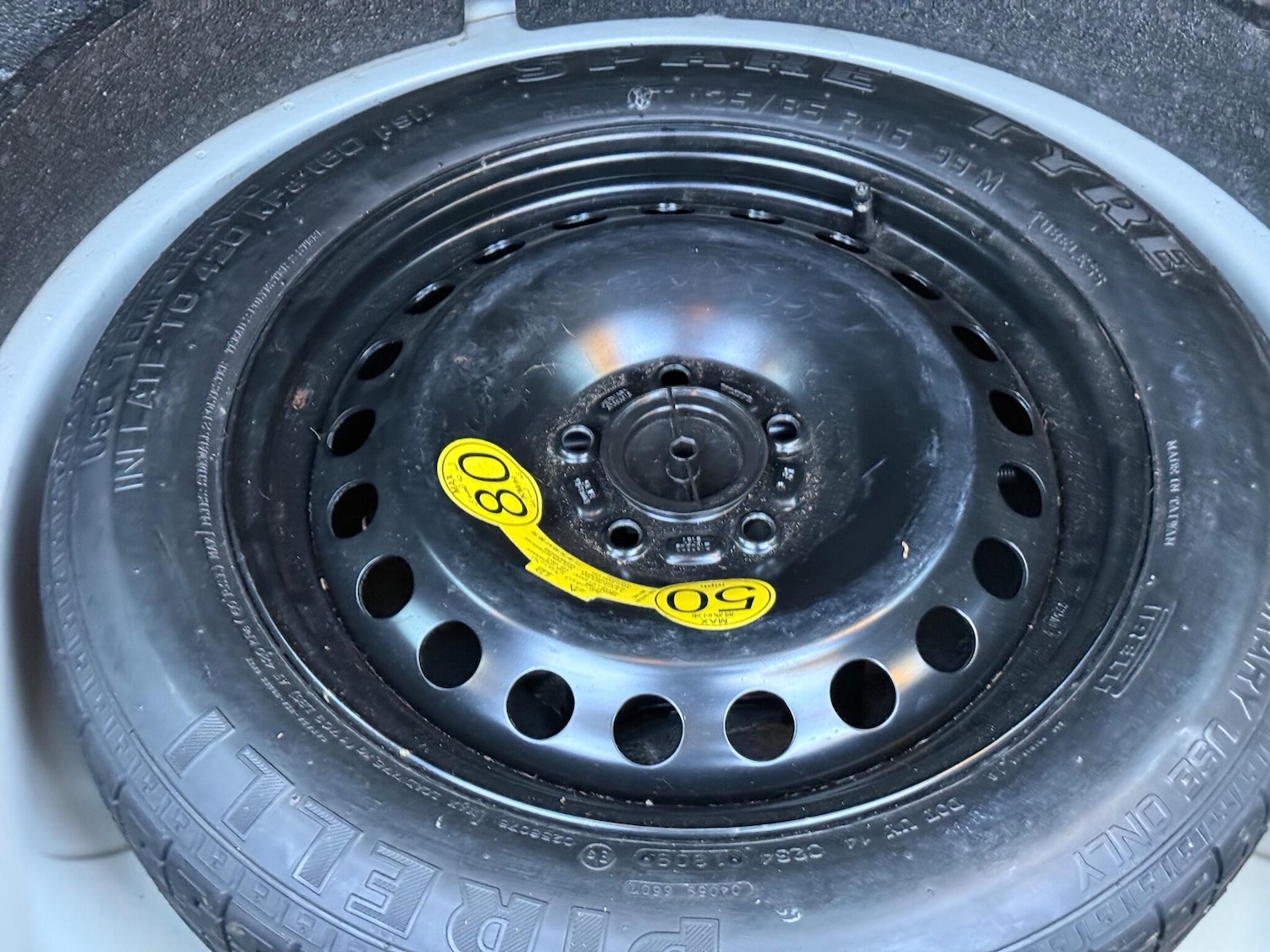 Used Volvo V50 2009 for sale - 77109760: Photo 26