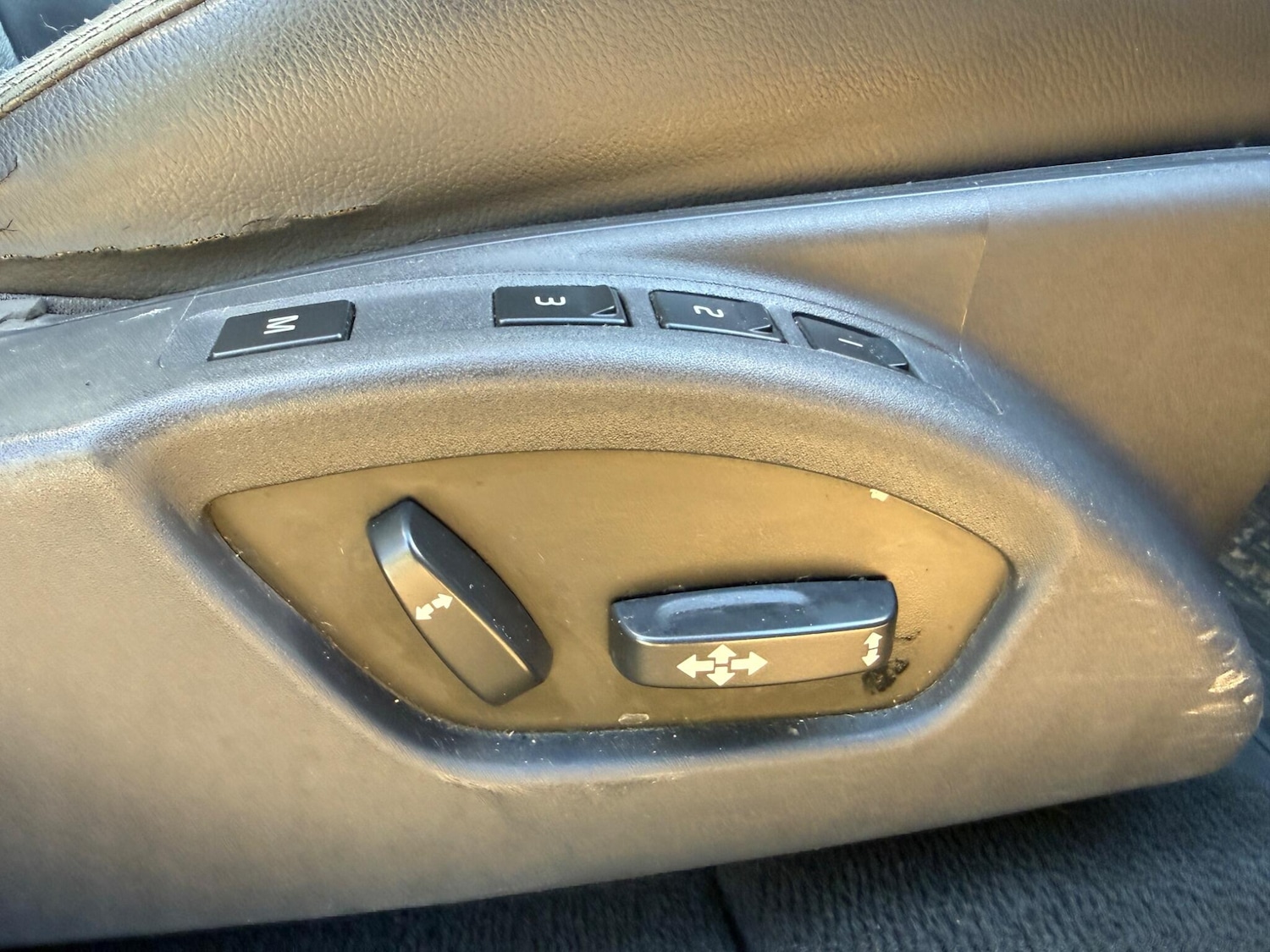 Used Volvo XC60 2012 for sale - 77559780: Photo 23