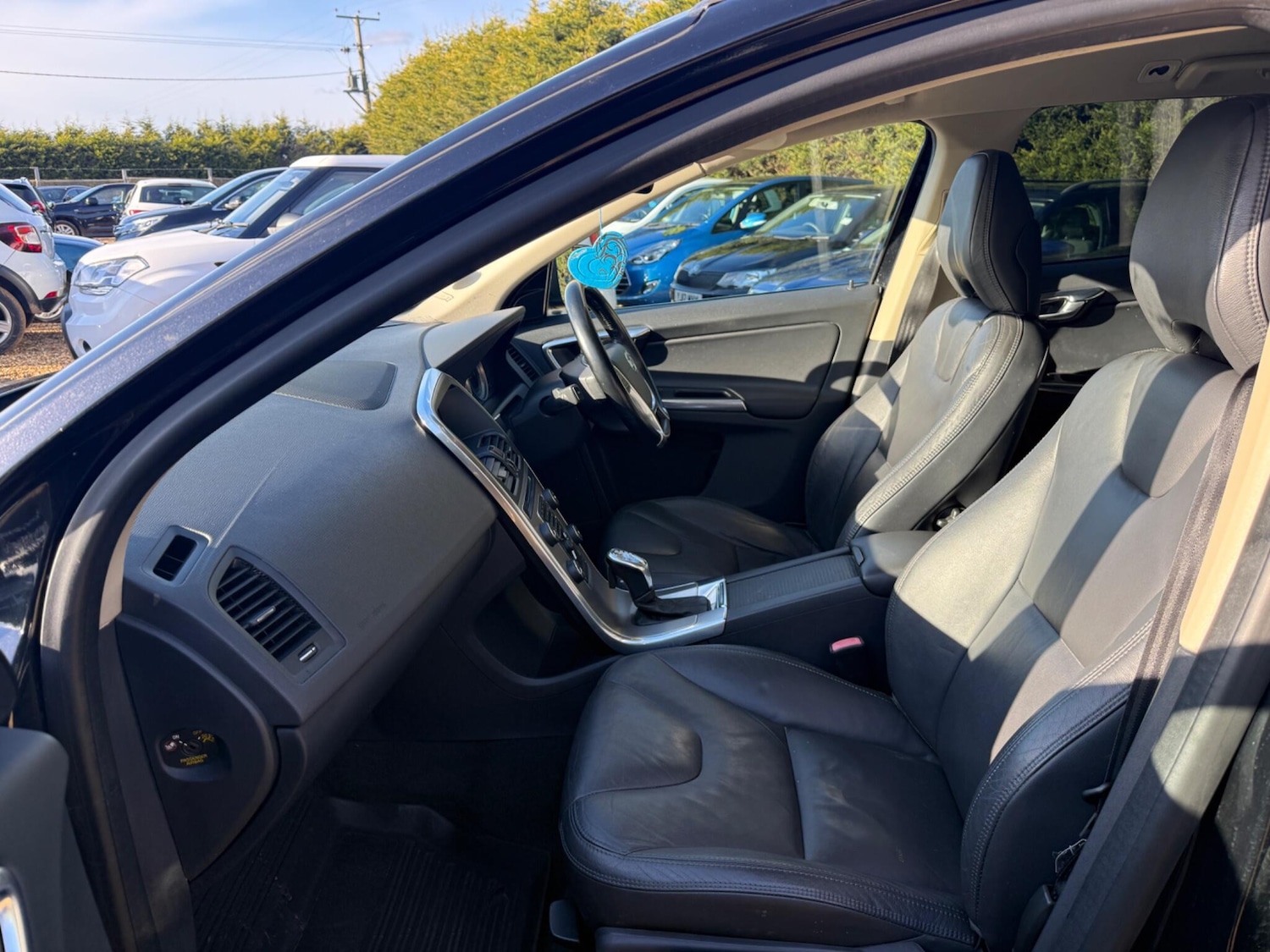 Used Volvo XC60 2012 for sale - 77559780: Photo 27