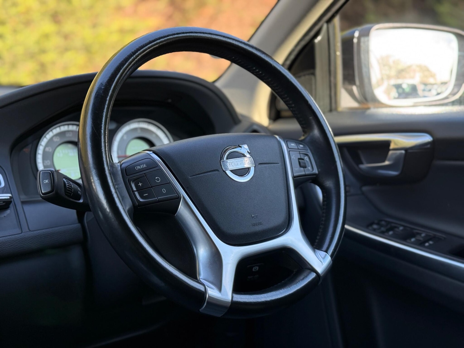 Used Volvo XC60 2012 for sale - 77559780: Photo 35