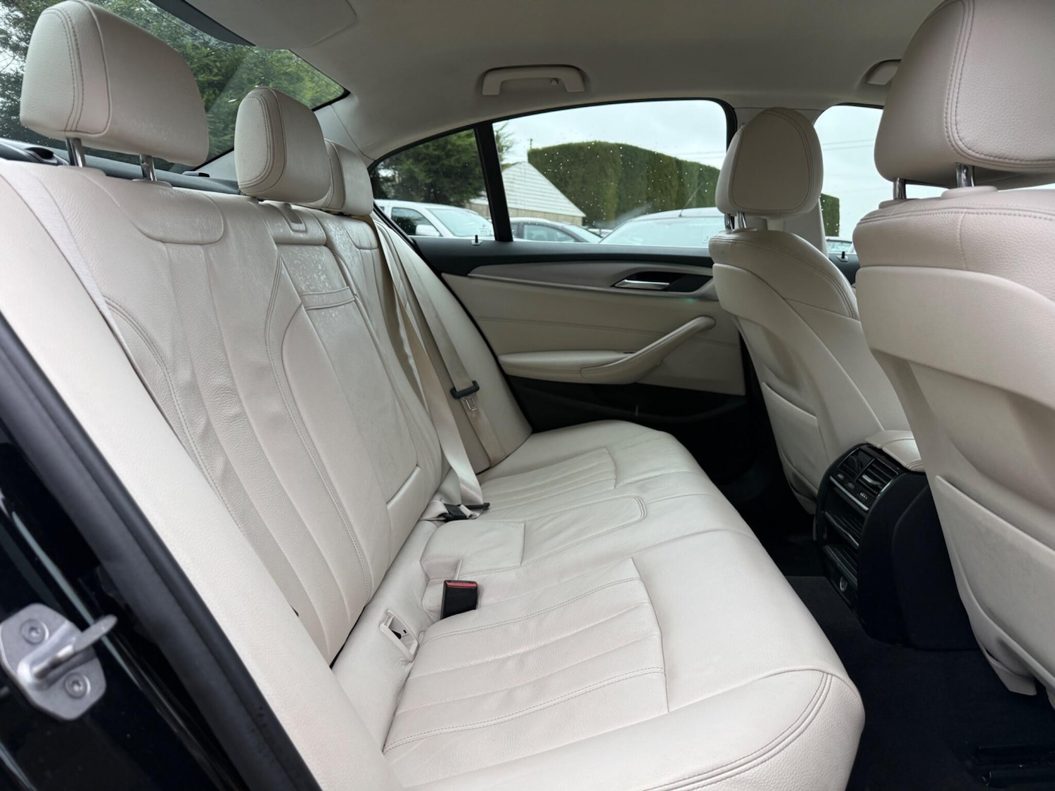 Used BMW 5 Series 2017 for sale - 77400623: Photo 33