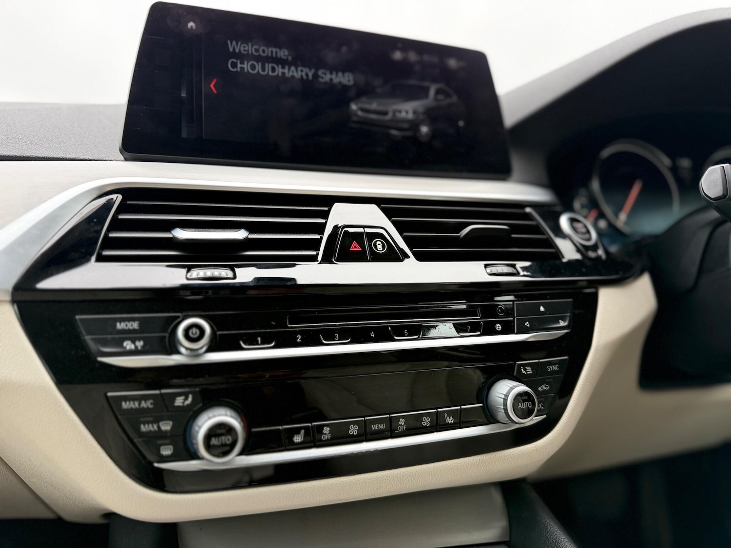 Used BMW 5 Series 2017 for sale - 77400623: Photo 39