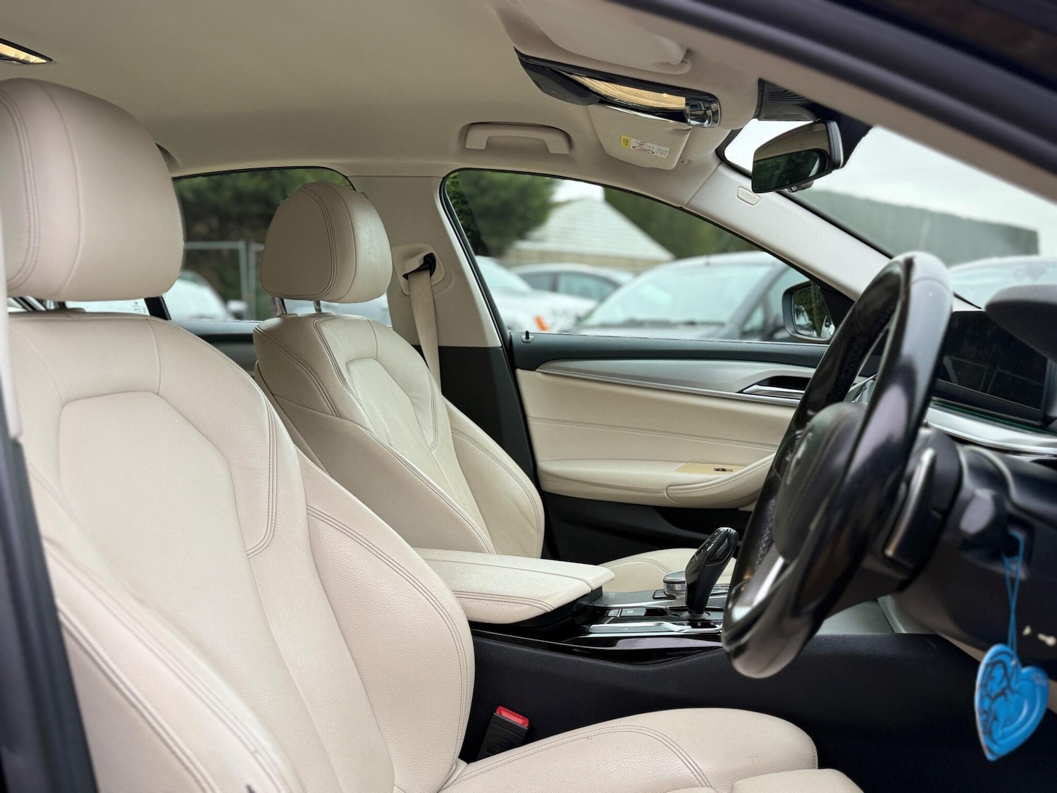 Used BMW 5 Series 2017 for sale - 77400623: Photo 5