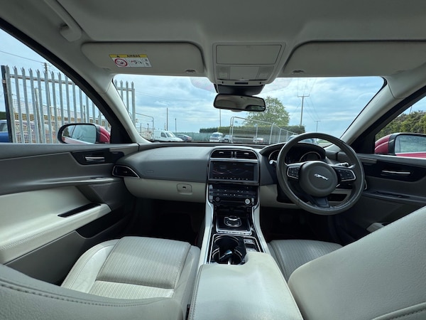 Used Jaguar XE 2016 for sale - 75002370: Photo 34