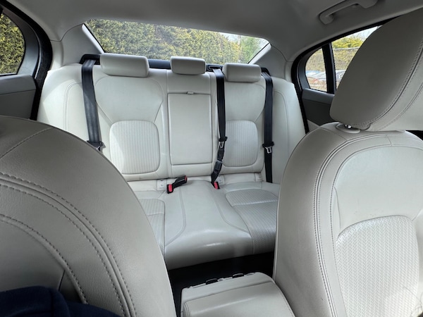 Used Jaguar XE 2016 for sale - 75002370: Photo 45